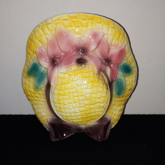 Vintage Garden Wall Pocket Pottery Flowers Sun Hat Planter Ceramic Royal Copley - Picture 1 of 8